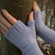 Lace Lavender Mitts